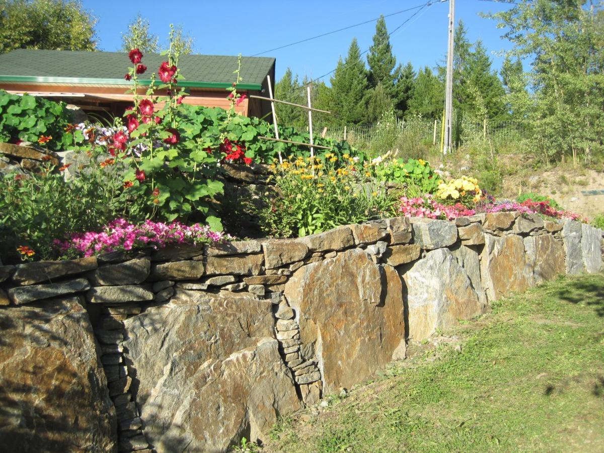 Wild Nature B&B Kelowna Buitenkant foto